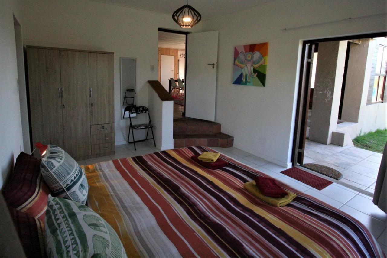 The Crags Colourful Bnb חדר תמונה